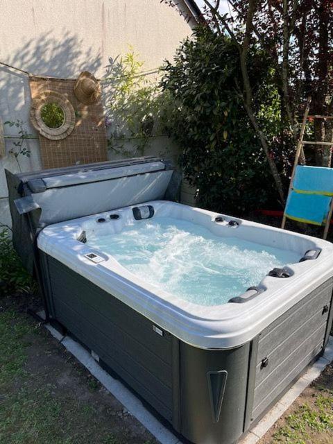Logis Du Lievre D'Or Bed & Breakfast Montbazon Luaran gambar